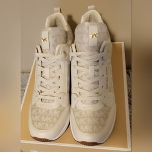 Michael Kors Womens Georgie